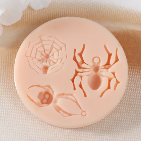 Silicon "Spiders" 3.7x1.4x0.6 2.4x2.4x0.3 3.2x2.6x0.6 cm-1