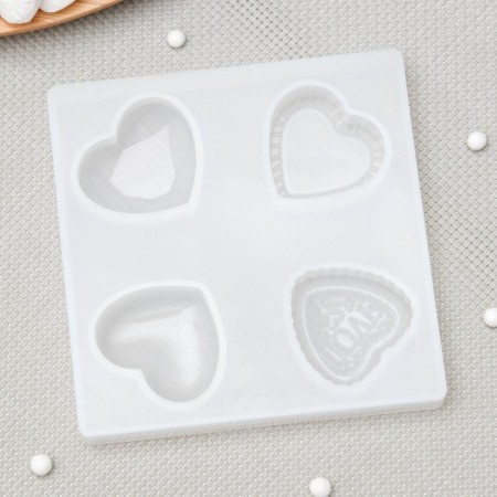 Mold "Fidelity", silicone, 9.5 × 9.5 × 1 cm, white color