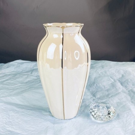 Lenardi vase "Pearls", porcelain, 20.5 cm