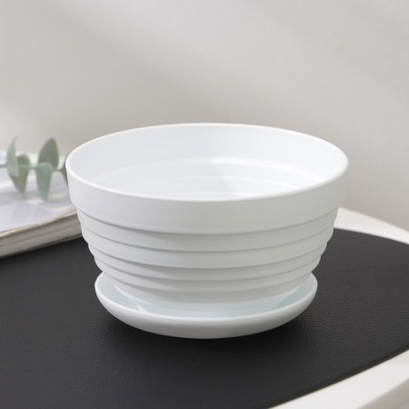 Pot for flowers with a pallet "Alice", 0.5 l, white color