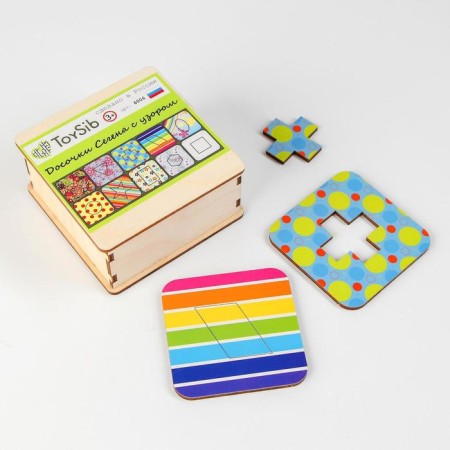 Segen socks with a pattern