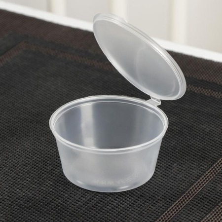 Plastic disposable sauce, 80 ml, with an insoluble lid, the color is transparent