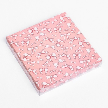 Cookie box, "pink bow" 18 x 18 x 3-2