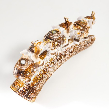 Polystone souvenir "Three white elephants with a blanket from the Arab carpet on the horn" 9x4x17.5 cm-6