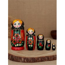 Nesting doll 