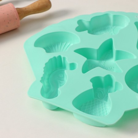Baking uniform "Sea inhabitants", silicone, 26 × 24 × 2.5 cm, 7 cells, color mix-5