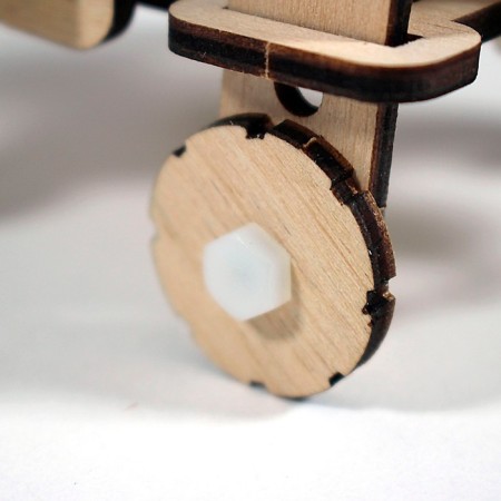 Developing game "Wooden Designer. Lift crane "-4