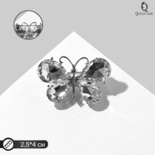 Brooch 