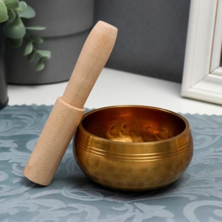 Singing bowl metal golden matte "Points and Flower" with a 4x8x8 cm resonator-1