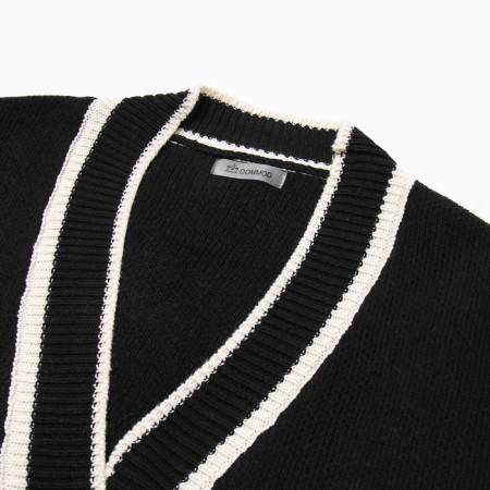 Cardigan female, black color, size 42-46-2