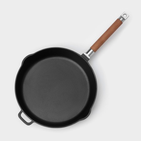 Cast iron pan Wild Kitchen, D = 28 cm, wooden pen, two plums-1