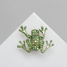 Brooch 