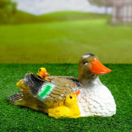 Garden figure "Duck with ducklings" 15x32x12cm