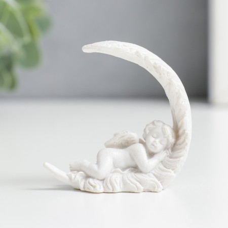 Souvenir Polystone "Sleeping Snowthrough Angel on the Fogger" 5.2x4.5x2.6 cm