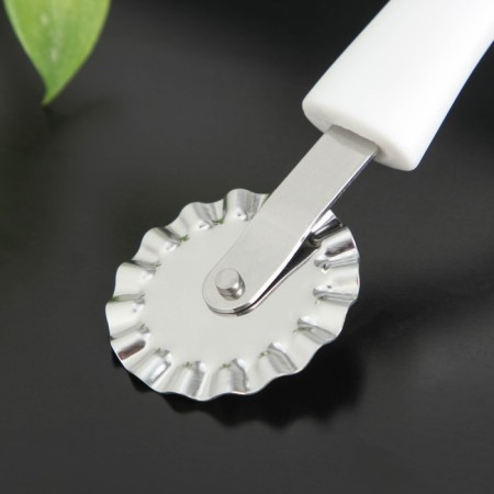 Knife for pizza and dough Style, 18 cm, handle Soft-TOOCH, MIX color-1