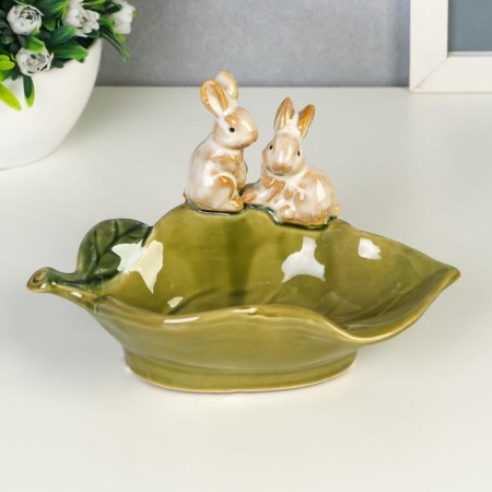 Souvenir Ceramics stand "Zaychat on a leaf" 10x17.5x11 cm