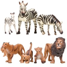 A set of figures 