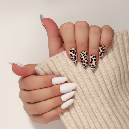 Leo patch nails, 12 pcs, with glue plates, the shape of the almonds, white, beige-7
