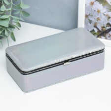 Casket to the leatherette for jewelry 