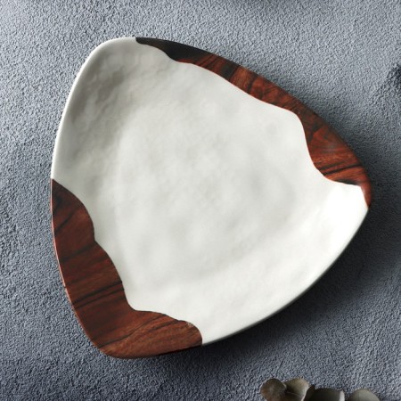 Ceramic plate "FUHEN", 18 x 18 cm, white color-1