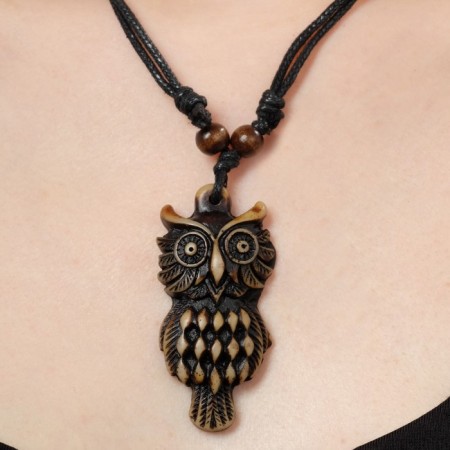 A pendant on the lace "Filin", the color is brown-black on a black lace, 80 cm-5