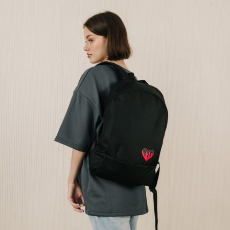 School textile “heart”, 46x30x10 cm, vertical pocket, black color-7