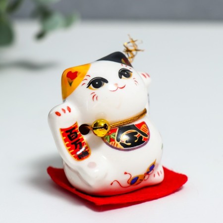 Souvenir Ceramics "Mani -Neko - pleasure" 4.5x3.8x4.6 cm set of 5 pcs-1