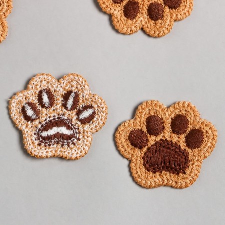 Decor for creativity Textile embroidery "Paw" 4.3x5 cm