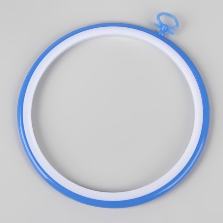 Swery for embroidery with a suspension, plastic, d = 16.5 cm, color mix-1