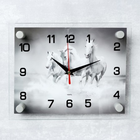 Watch wall, interior "three horses", silent, 20 x 26 cm