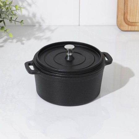 Cast iron pan Volcano, 18 × 14 × 6.5 cm, on a stand, for feed, black color Black
