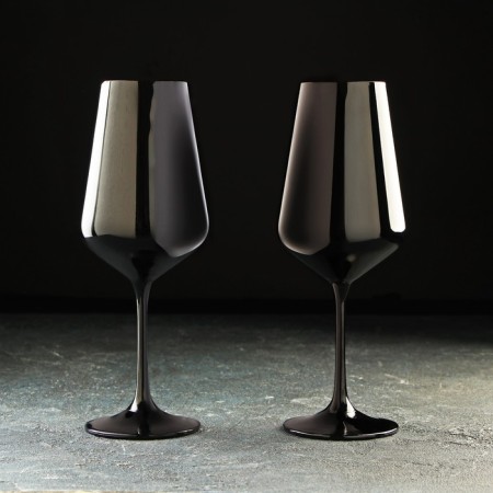 A set of glasses for the wine Bohemia Crystal "Sandra", 450 ml, 2 pcs, black color