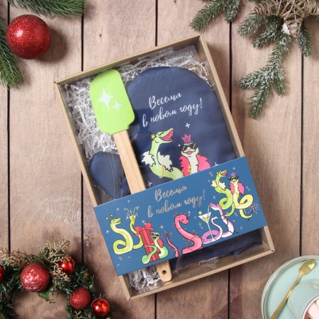 Set of Gift Village "Fun": mittens-output, silicone blade-1