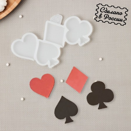 Silicone Mold for candy and chocolate of the "suit", the color is transparent