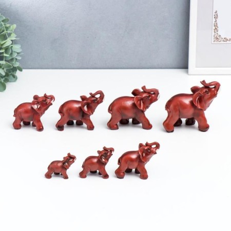 Polystone souvenir for a red tree set of 7 pcs "Herd of elephants" 9; 7.5; 7; 6.5; 5.3, 4.8.4 cm