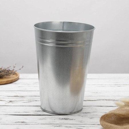 Vazon galvanized without handles, 7 l, h = 29 cm, GOST-5