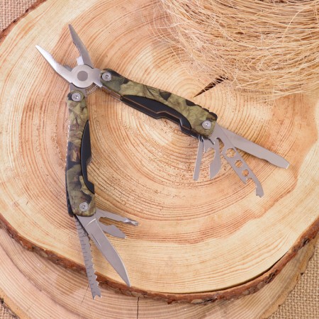 Multitul 11V1 with pliers