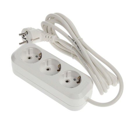 The extension cord UNIVERSAL E-303, 3 sockets, 3 m, PVS 3x1, 16 A