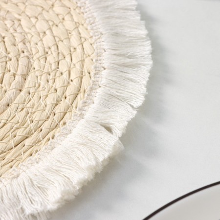 Serving napkin on the table of the shame "fringe", d = 25 cm, beige color-1