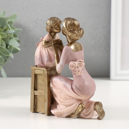 Souvenir Polystone "Beauty Mam with a daughter on the chair" 11x5x14 cm-3