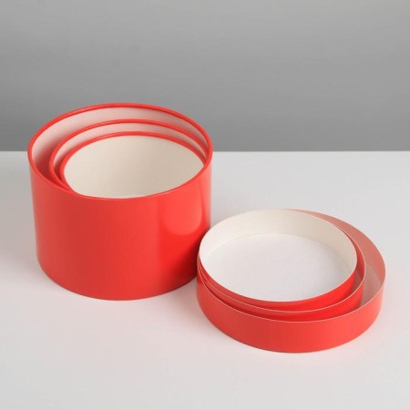 Set of hats 3 in 1 red, gift packaging, 16 x 10, 14 x 9, 13 x 8.5 cm-3