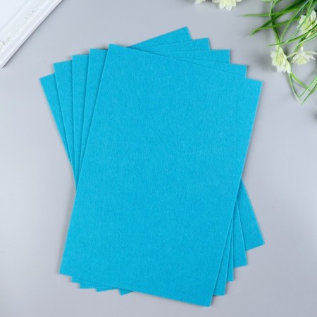 Hard felt 1 mm 20x30 cm turquoise-1