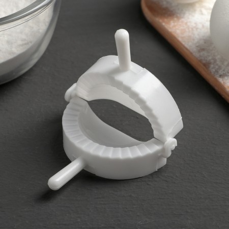 Dumplings molding form, d = 7 cm, white color-1