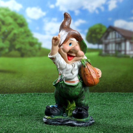 Garden figure "Dwarf with pumpkin" 19x38cm