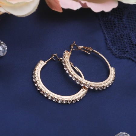 PRINCESS REVESS SHOULD WILL WITH LAW, White color in gold, D = 3 cm