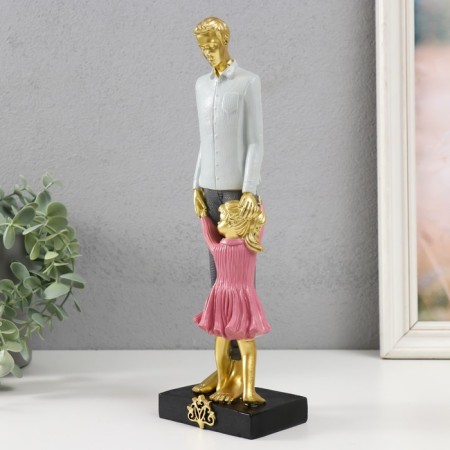 Souvenir PAPA "Dad with Daughter" Gold 9.6x7x29.5 cm-3