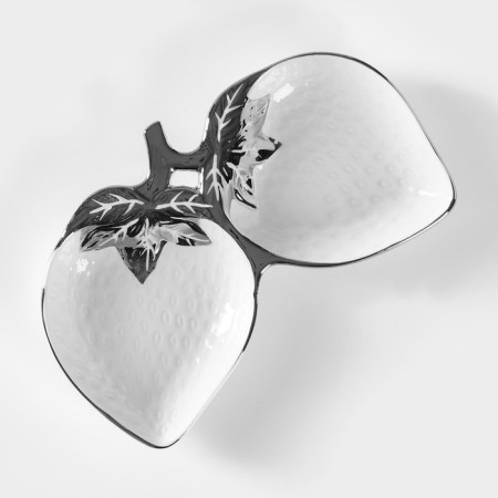 Menzhitsa ceramic 2 cells "strawberries", 24.5 × 18 × 3.5 cm