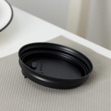 Plastic disposable lid for a black glass, with a valve, d = 8 cm-3