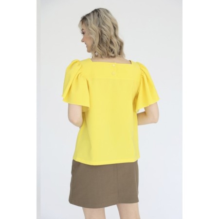 Blouse with a neckline, size 48-1