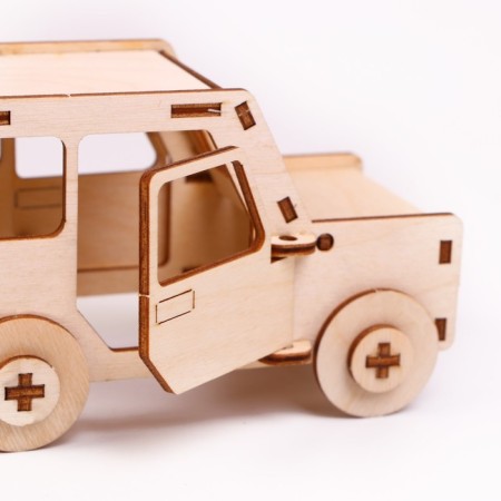 The prefabricated model "SUV"-3